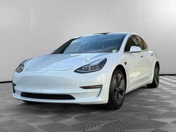 TESLA MODEL 3 2019 5YJ3E1EB8KF511720 image TESLA MODEL 3 2019 5YJ3E1EB8KF511720 image
